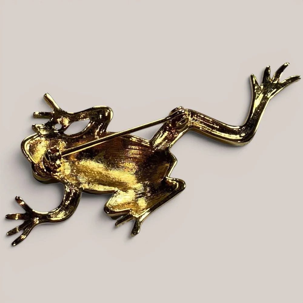 Vintage Frog Brooch‎ Green Enamel Rhinestone Gold Tone Frog Pin Figural Jewelry